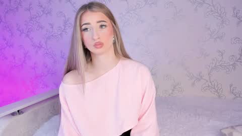 Vivian online show from January 2025 11:45:02 AM