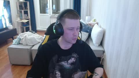 Snapshot of milkyfap chatting on April 2026 08:24:02 PM Mark and Elsa online show from April 2026 08:24:02 PM