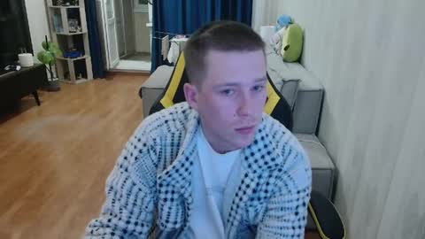 Snapshot of milkyfap chatting on April 2026 09:26:02 PM Mark and Elsa online show from April 2026 09:26:02 PM