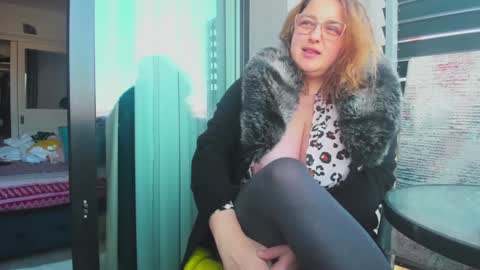 Snapshot of milkykandy chatting on March 2025 01:06:02 PM Livia online show from March 2025 01:06:02 PM