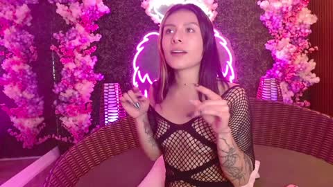 Snapshot of milla_davis chatting on December 2024 07:35:01 PM MILLA online show from December 2024 07:35:01 PM