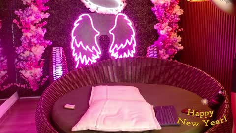 Snapshot of milla_davis chatting on December 2024 02:58:02 PM MILLA online show from December 2024 02:58:02 PM