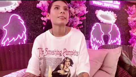 Snapshot of milla_davis chatting on January 2025 07:37:01 PM MILLA online show from January 2025 07:37:01 PM