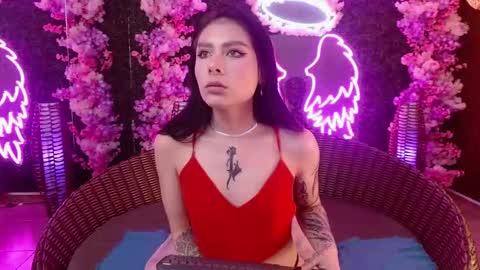 Snapshot of milla_davis chatting on October 2025 01:44:01 PM MILLA online show from October 2025 01:44:01 PM