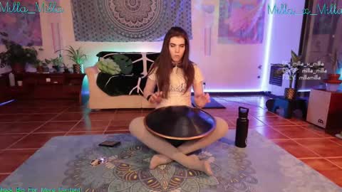 milla_milla online show from February 2025 03:46:02 AM