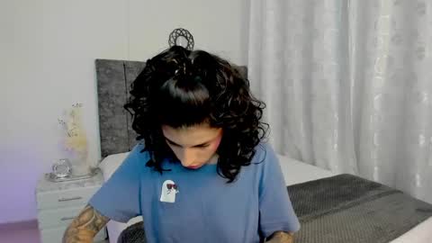 Snapshot of milla_pixxie chatting on February 2025 06:45:02 AM Milagros online show from February 2025 06:45:02 AM