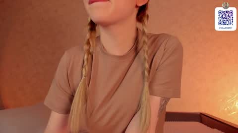 Snapshot of milla_remmy chatting on March 2025 09:14:02 PM Milla online show from March 2025 09:14:02 PM