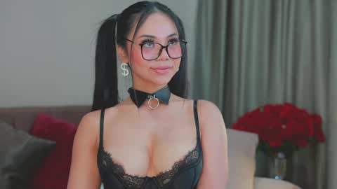 Snapshot of millabelle chatting on March 2026 02:05:02 AM MillaBelle online show from March 2026 02:05:02 AM