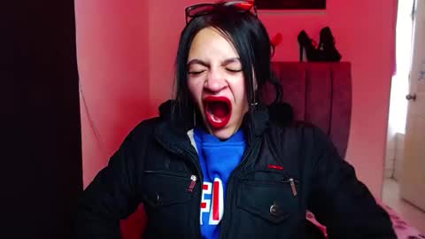 Violeta online show from October 2025 12:55:02 PM