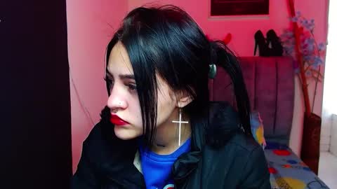 Violeta online show from October 2025 01:19:01 PM