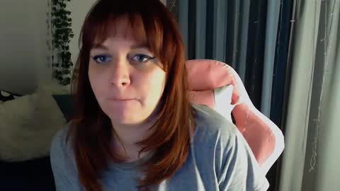 Milla online show from February 2025 08:51:02 PM