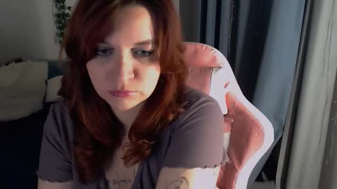 Milla online show from November 2025 11:27:02 PM