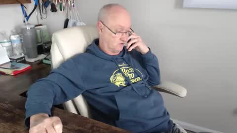 millenium0129 online show from January 2026 05:48:01 PM