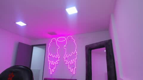 miller_silvana online show from April 2026 11:50:02 AM