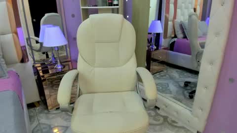 Snapshot of millers_rousse chatting on April 2026 12:19:02 PM millers_rousse online show from April 2026 12:19:02 PM