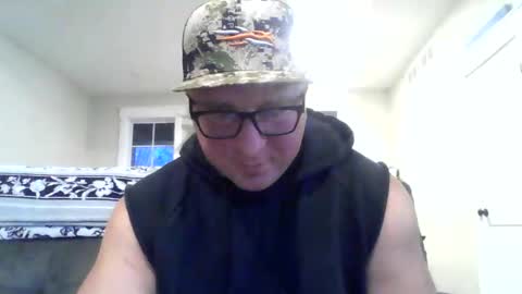 Snapshot of millertimenow34 chatting on May 2026 01:03:02 AM millertime feet bigcock hairy straight muscles online show from May 2026 01:03:02 AM