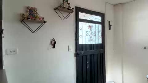 Im girl my name is Johana  online show from November 2025 03:12:02 PM