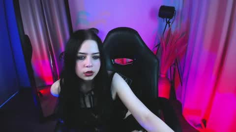 milleycyrus_ online show from March 2026 01:33:01 PM