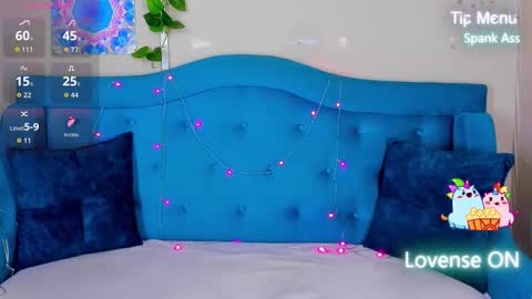 Milly online show from November 2025 01:29:01 AM