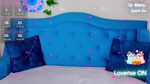 Milly online show from November 2025 01:27:01 AM