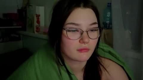 Millie online show from October 2025 12:39:02 PM