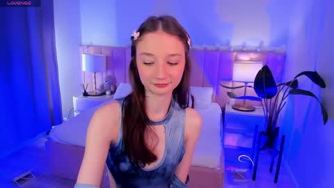 Snapshot of milliminimouse chatting on April 2026 11:02:01 PM milliminimouse online show from April 2026 11:02:01 PM