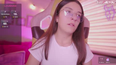 Snapshot of milly_kenner chatting on March 2026 07:43:02 PM MILLY online show from March 2026 07:43:02 PM