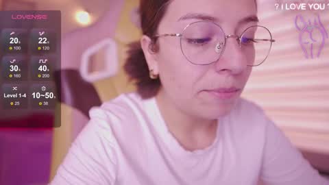 Snapshot of milly_kenner chatting on March 2026 07:40:01 PM MILLY online show from March 2026 07:40:01 PM