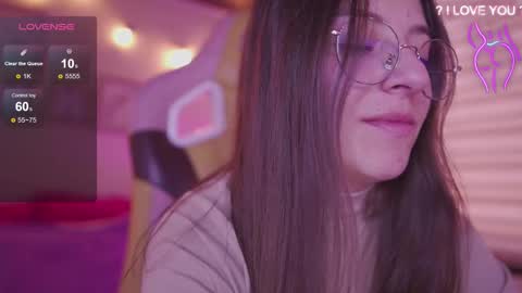 Snapshot of milly_kenner chatting on March 2026 08:46:01 PM MILLY online show from March 2026 08:46:01 PM