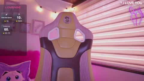 Snapshot of milly_kenner chatting on March 2026 06:31:01 PM MILLY online show from March 2026 06:31:01 PM