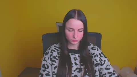 Snapshot of milly_liss chatting on February 2025 03:31:02 PM Milly online show from February 2025 03:31:02 PM