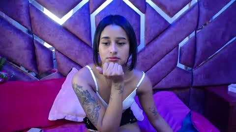 Snapshot of milly_print chatting on February 2025 07:26:02 AM Milly Print online show from February 2025 07:26:02 AM