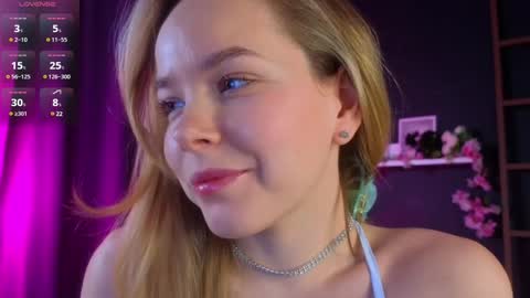 Snapshot of milly_shy chatting on January 2025 02:28:01 PM Milly online show from January 2025 02:28:01 PM