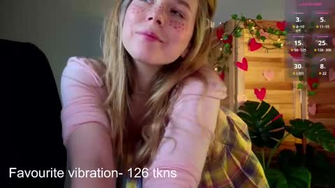 Snapshot of milly_shy chatting on February 2025 09:56:02 AM Milly online show from February 2025 09:56:02 AM