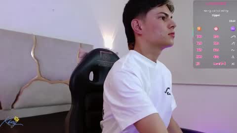 Snapshot of milo1_tay chatting on April 2026 04:15:02 AM MILO online show from April 2026 04:15:02 AM