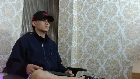 milo_tay1 online show from April 2026 03:07:02 AM