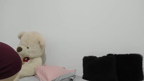 Milo online show from October 2025 08:55:02 PM