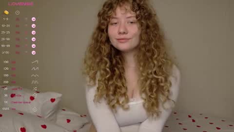 Snapshot of milounee chatting on March 2026 03:55:02 AM milounee online show from March 2026 03:55:02 AM