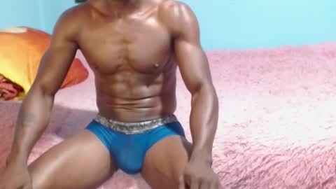 Miltonn online show from December 2025 06:13:02 PM