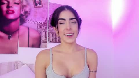 Snapshot of milu_cooper chatting on April 2026 08:15:01 AM milu modelo independiente .onlyfans kmila model online show from April 2026 08:15:01 AM