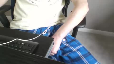 Snapshot of milwaukeebadger24 chatting on April 2026 03:21:02 PM milwaukeebadger24 online show from April 2026 03:21:02 PM