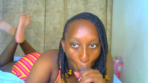 Snapshot of mily_carol chatting on January 2025 09:44:02 PM online show from January 2025 09:44:02 PM