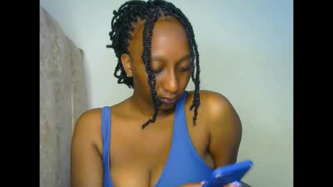 Snapshot of mily_carol chatting on January 2025 12:39:02 AM online show from January 2025 12:39:02 AM