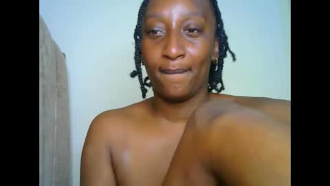 Snapshot of mily_carol chatting on January 2025 03:44:02 AM online show from January 2025 03:44:02 AM