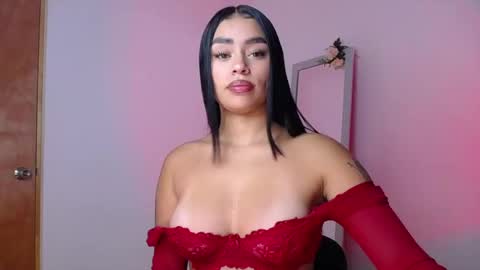 Mily Ortiz online show from October 2025 04:58:01 PM