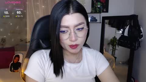 Mily online show from September 2025 12:02:02 AM