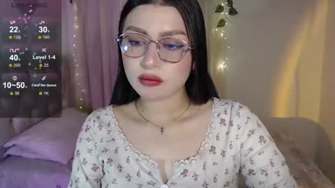 Snapshot of mily_thomson_b chatting on July 2026 03:09:02 AM Mily online show from July 2026 03:09:02 AM