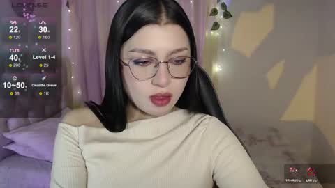 Snapshot of mily_thomson_b chatting on July 2026 11:51:01 PM Mily online show from July 2026 11:51:01 PM