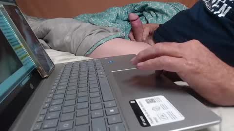 Snapshot of mimes32 chatting on November 2025 08:49:01 AM mimes32 online show from November 2025 08:49:01 AM