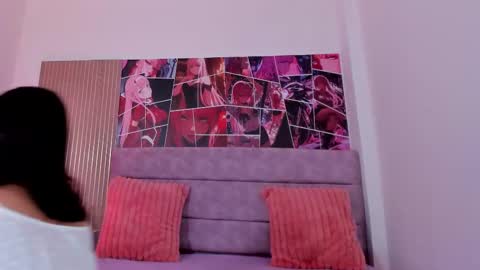 Mila  online show from February 2026 11:42:01 AM